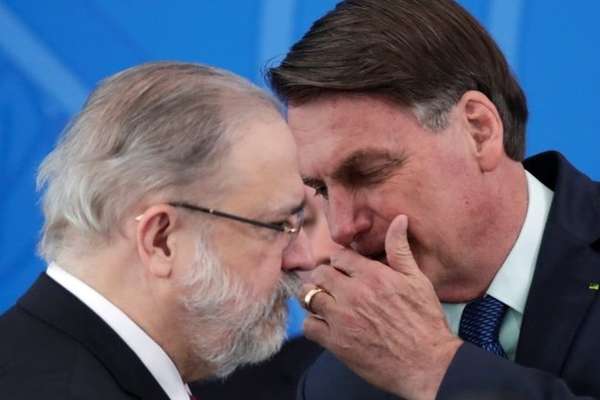 Aras foi escolhido para assumir a PGR por Bolsonaro, que ignorou a preferncia dos procuradores