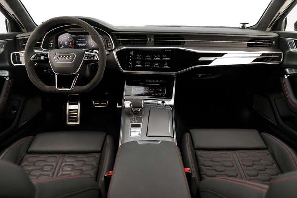 Christian Castanho / Audi / Disclosure Three tactile displays provide all the information about the car and the main controls.