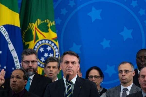 Em abril, Bolsonaro fez o pronunciamento contra Moro acompanhado de seus ministros