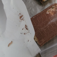 Larva é encontrada em chocolate Snickers; marca diz ter controle rigoroso