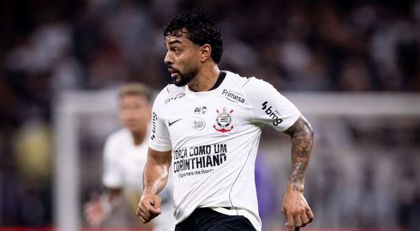 Com falha de Hugo Souza, Corinthians perde para o Platense e sofre primeira derrota na Libertadores