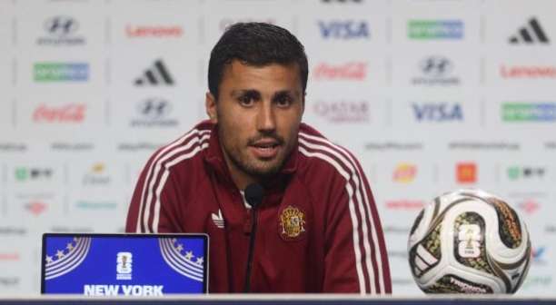 PSG entra na disputa por Rodri e tenta atravessar negociação do Real Madrid