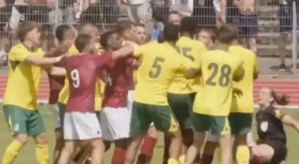 Vídeo: árbitra é "nocauteada" em briga durante amistoso e precisa ser substituída