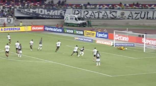 Arcanjo vai do céu ao inferno após derrota do Vitória para o Remo