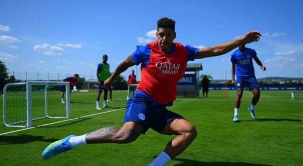 Além do corredor: alas ganham novas funções e repertório no futebol