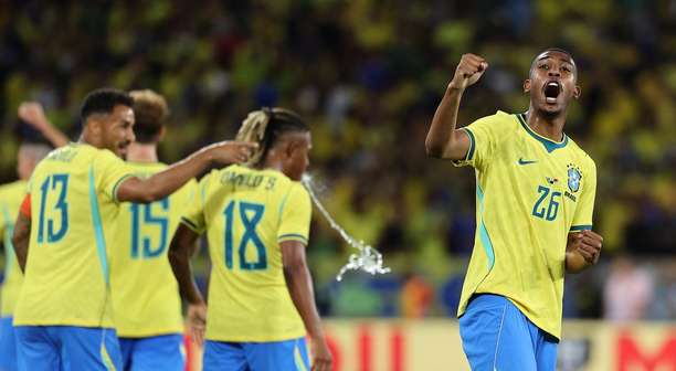 Al-Hilal quer contratar Rayan após destaque na Seleção e no Bournemouth