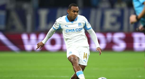 Brasileiro Igor Paixão é alvo da Premier League e pode ser vendido em breve