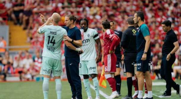 Filipe Luís comemora aniversário com virada do Monaco sobre o Liverpool