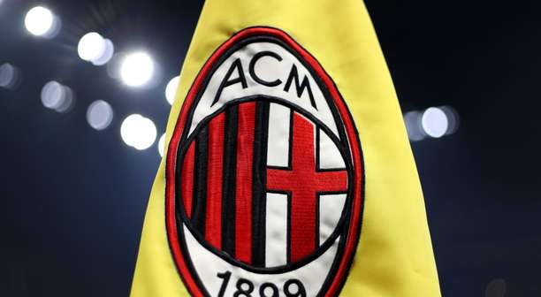 Milan tem lista de dispensa com Rafael Leão e mais 13; veja os nomes