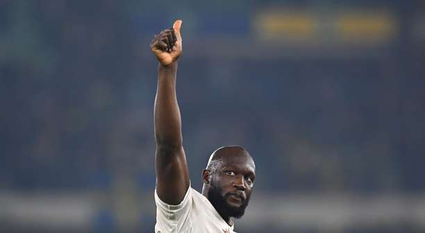 Napoli vende Lukaku para clube turco e mira atacante brasileiro para o ataque