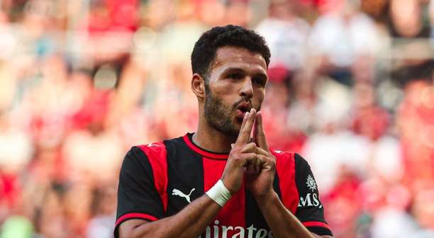 Milan vence o Manchester United de virada em amistoso; Gonçalo Ramos decide