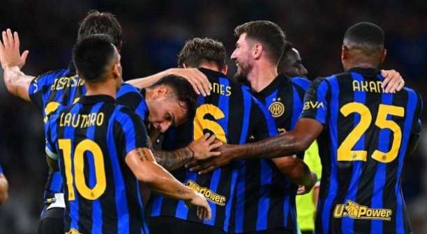 Inter de Milão bate Betis com gol de reforço e fecha pré-temporada em alta