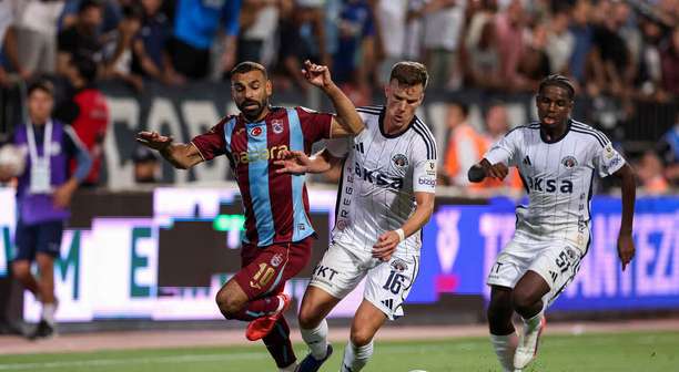 Salah estreia com empate pelo Trabzonspor