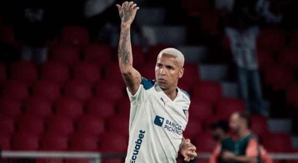Hoje na LDU, Deyverson projeta reencontro com Palmeiras: "Vai ser lindo"