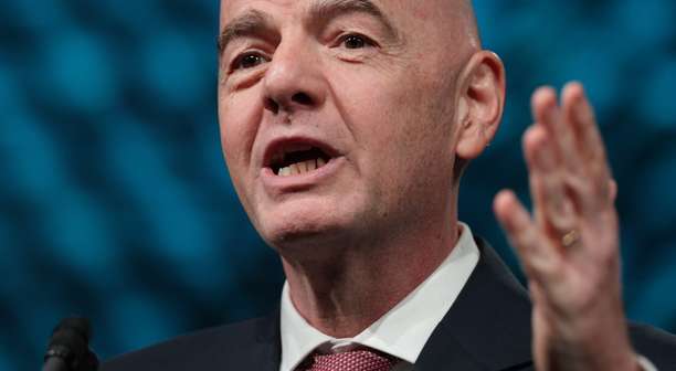 Futuro de Infantino na Fifa é questionado por presidente das ligas europeias