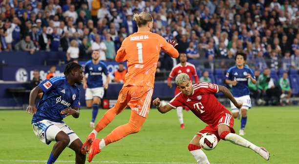 Karius fecha o gol, e Schalke segura empate com o Bayern no Campeonato Alemão