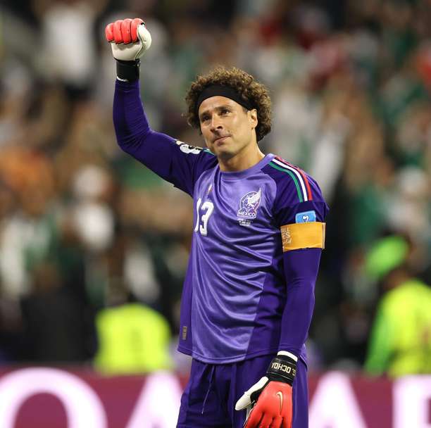 Fim de uma era: Guillermo Ochoa anuncia aposentadoria