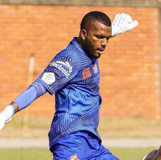 Clube colombiano vive tensão sem notícias de goleiro após terremoto