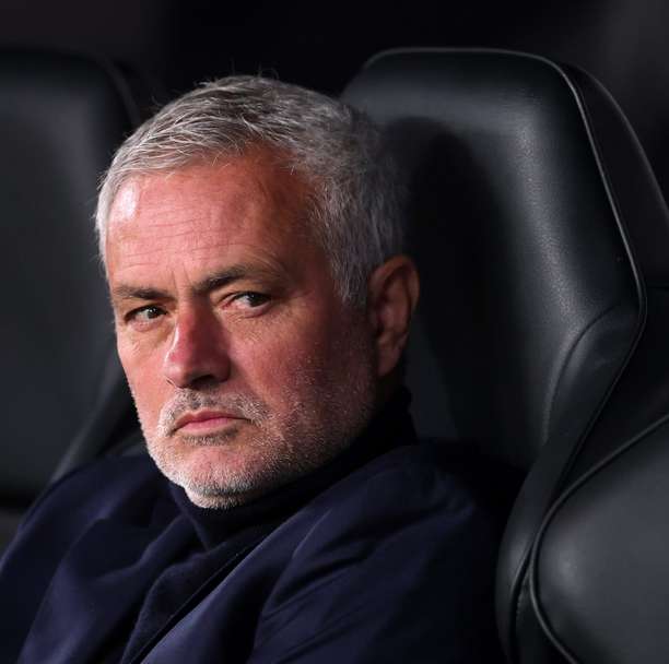 Mourinho pode vender três jogadores do elenco do Real Madrid; saiba quem são e o motivo