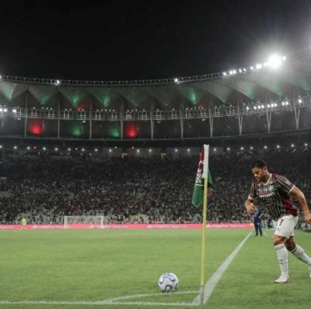 Crise no Fluminense: mau futebol, pressão e Maracanã esvaziado