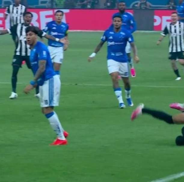 Kaio Jorge pede desculpas a Ruan após lance no clássico