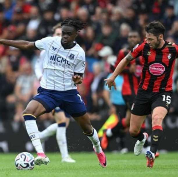 Bournemouth cede empate ao Everton no "apagar das luzes"
