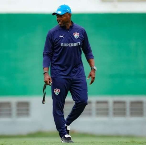 Fluminense evolui com Marcão, mas precisa de ajustes na defesa