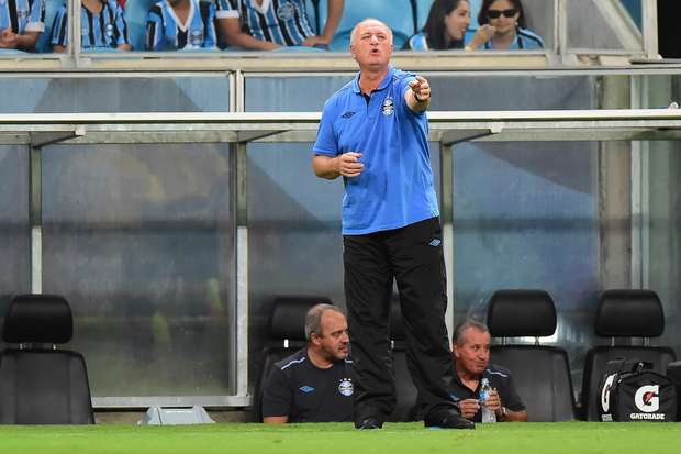Com todo o elenco à disposição, Grêmio encara Novo Hamburgo nas quartas