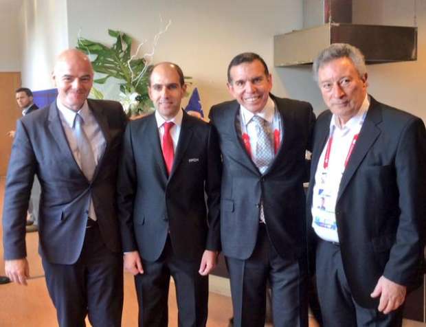 OFF - Após escândalos, presidente da Conmebol finalmente aparece