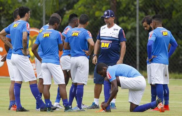 Atenção, China Azul! Cruzeiro inicia temporada na próxima semana