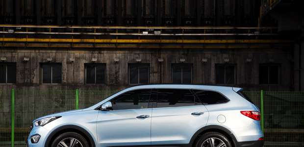 Hyundai mostrará nova versão da Gran Santa Fe em Genebra