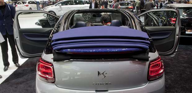 Citroën exibe DS3 conversível e tecnologia híbrida em ...