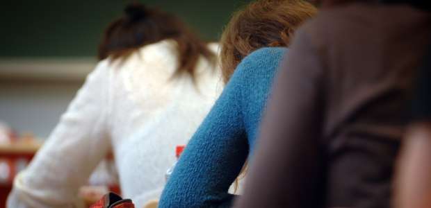 TJ-SP abre 471 vagas de escrevente com salário de R$ 3.878