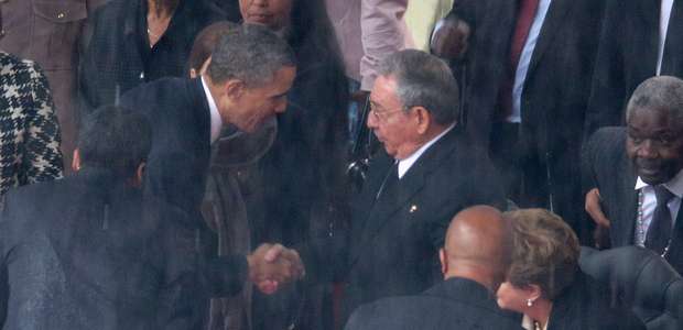 Fidel elogia Mandela e revela o que Raúl Castro falou a ...