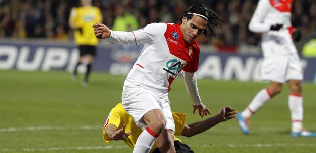 Francês que tirou Falcao da Copa lida com ameaças e assédio