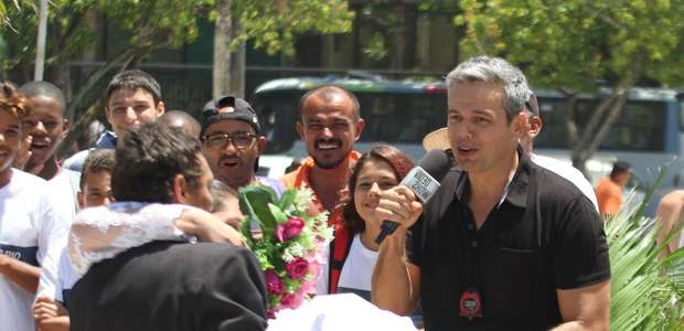 Veja fotos de Otaviano Costa gravando 'Vídeo Show' no Rio
