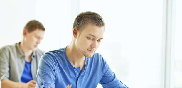 Concursos abrem 10.014 vagas com salário de até R$ 8.081