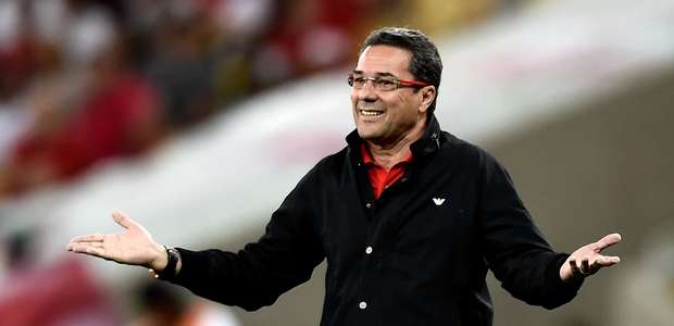 Botafogo e Palmeiras merecem a 2ª divisão, diz Luxemburgo