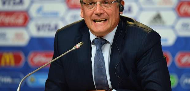 Fifa demite Valcke por venda ilegal de ingressos na Copa