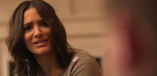 Cantora trollada por 'gordura' enfrenta abusador em programa