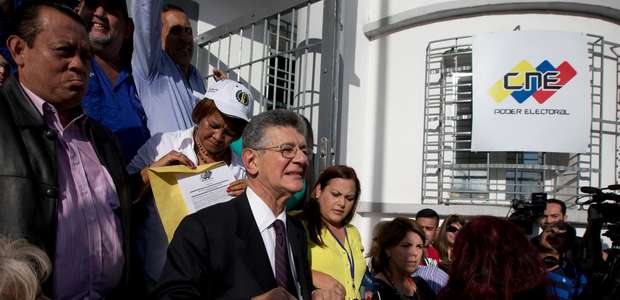 Venezuela: oficialismo mide fuerzas en sesión en el Congreso