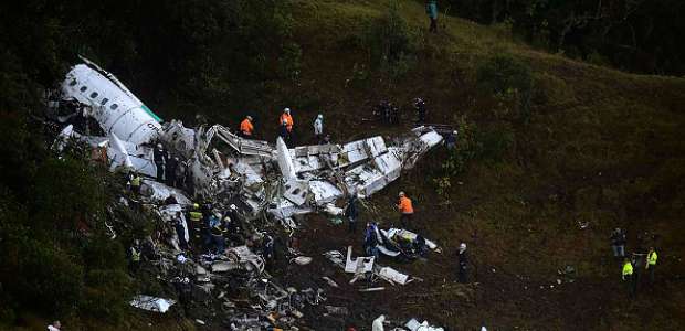 Chapecoense: Imágenes del accidente aéreo que enluta al ...
