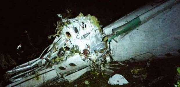 Chapecoense: El avión accidentado tenía una tripulación...