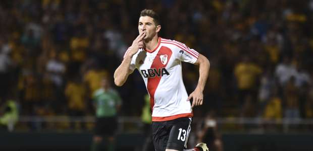 Destaque do River pode substituir Gabriel Jesus no Palmeiras