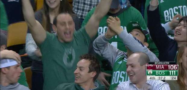 VIRAL: Jogada do dia: Thomas atinge 50 pontos em noite ...