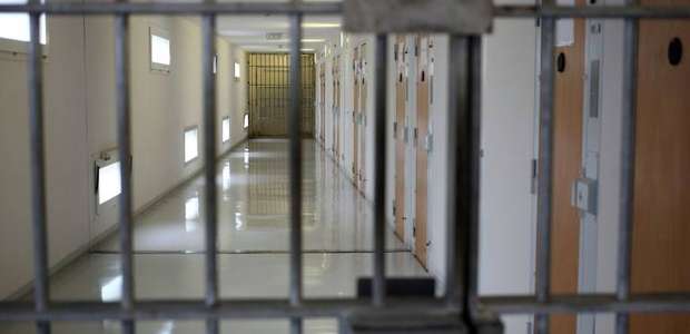 Motorista é preso na Finlândia após atropelar quatro ...