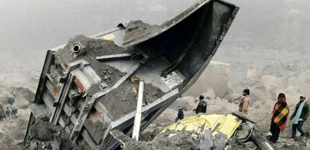 Sobe para 17 número de mortos em acidente em mina na Índia