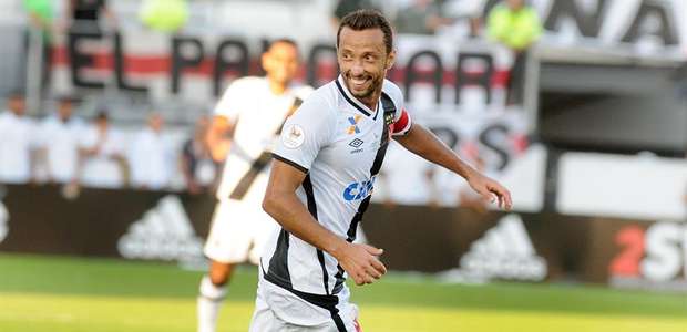 Nenê decide de falta, Vasco bate River e é 3º da Florida Cup