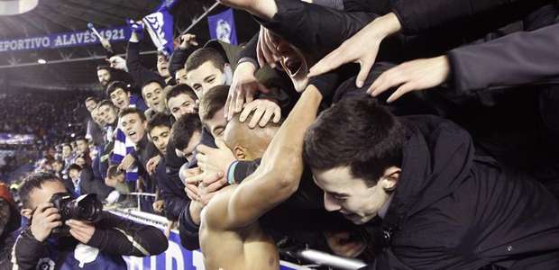 Alavés vence Celta e fará final inédita contra Barcelona