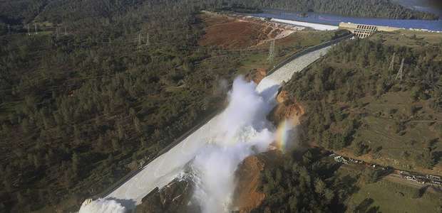 California en estado de emergencia pon inundaciones